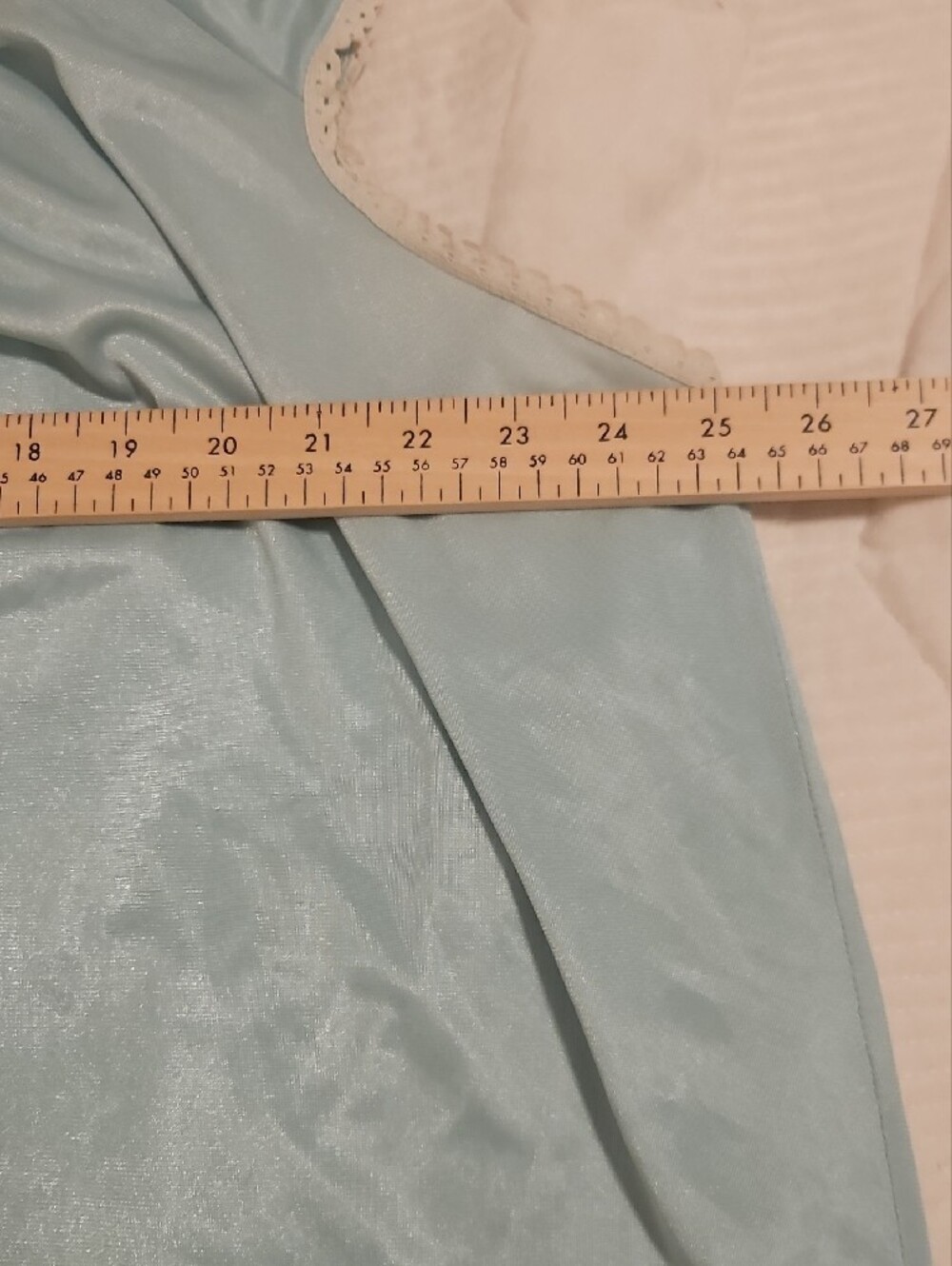 Vintage Light Blue Off-Shoulder Embroidered Nightgown - Picture 5 of 7